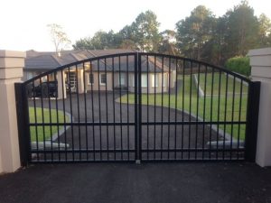 automatic gates Creators Range with arch top